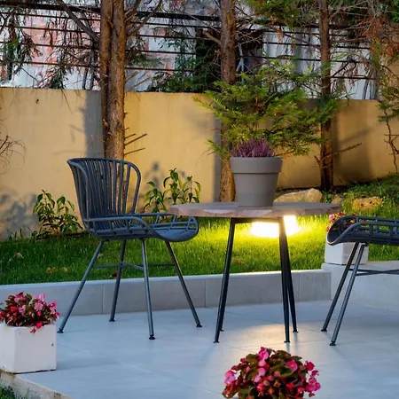 Private Garden House In Panorama- Lux * سالونيك