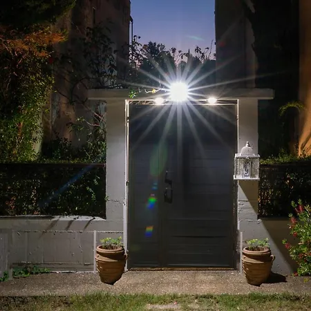 شقة Private Garden House In Panorama- Lux سالونيك
