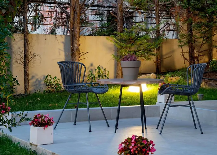 Private Garden House In Panorama- Lux * Салоники